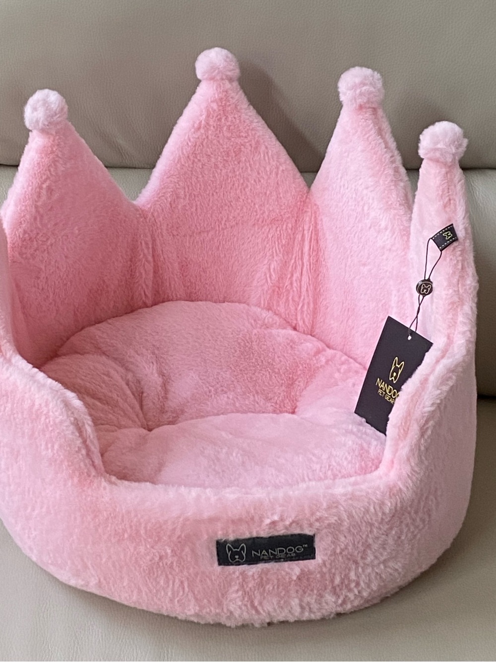 Nandog Pet Gear PINK crown pet bed - Picture 8 of 8